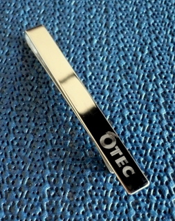 TITAN-KRAWATTENKLAMMER