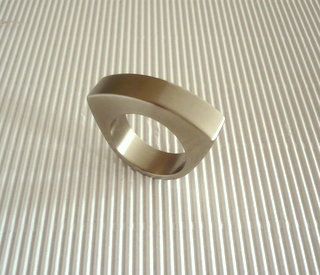 TITAN-RING
